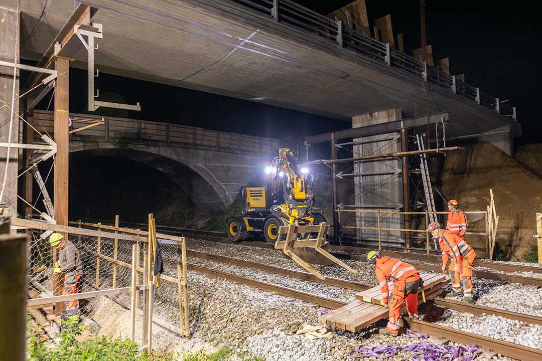 MX20G RAIL Working Pallet Forks